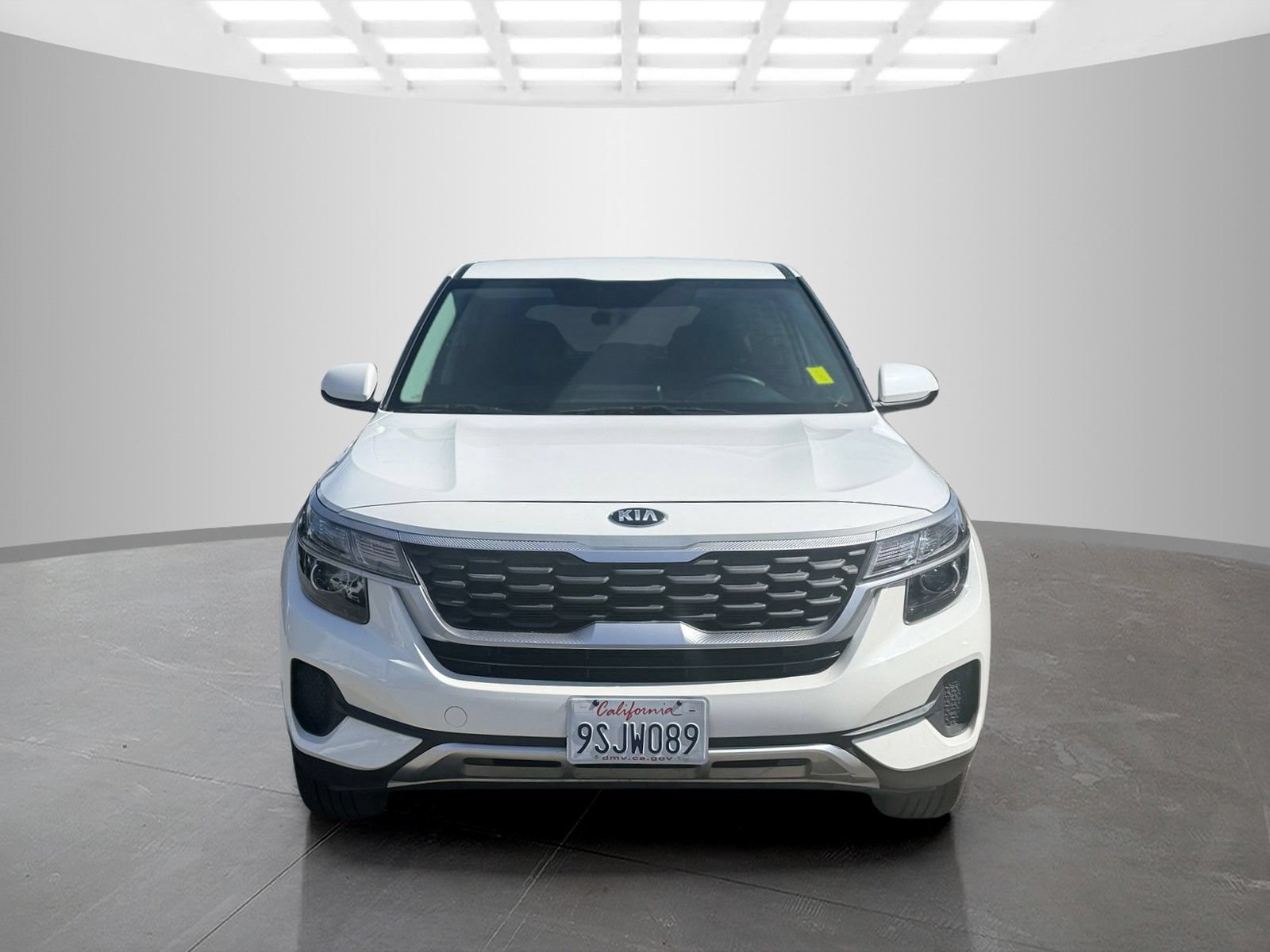 Used 2021 Kia Seltos LX AWD/4WD image 2