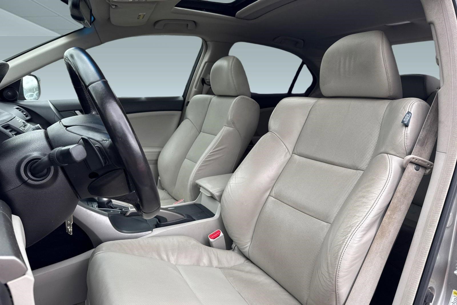 Used 2010 Acura TSX Sedan FWD image 23