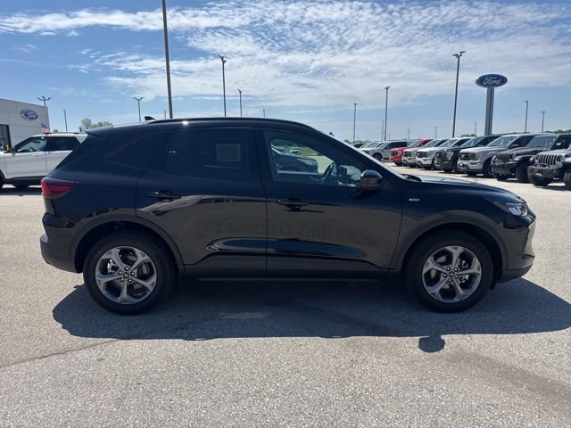 New 2026 Ford Escape ST-Line Select w/ Equipment Group 401A AWD/4WD image 2