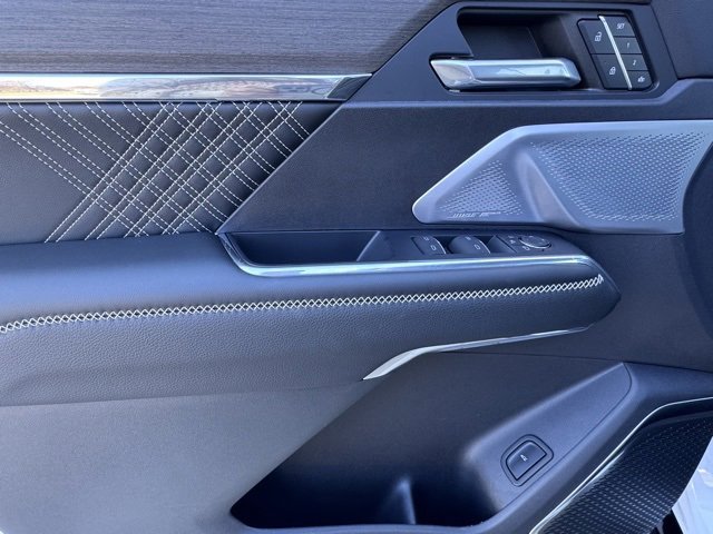 Used 2024 GMC Acadia Denali w/ Super Cruise Package image 14