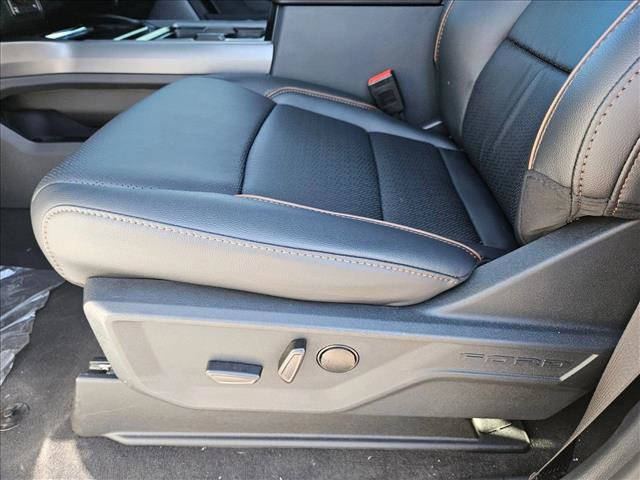 New 2026 Ford F350 Lariat w/ Black Appearance Package image 4