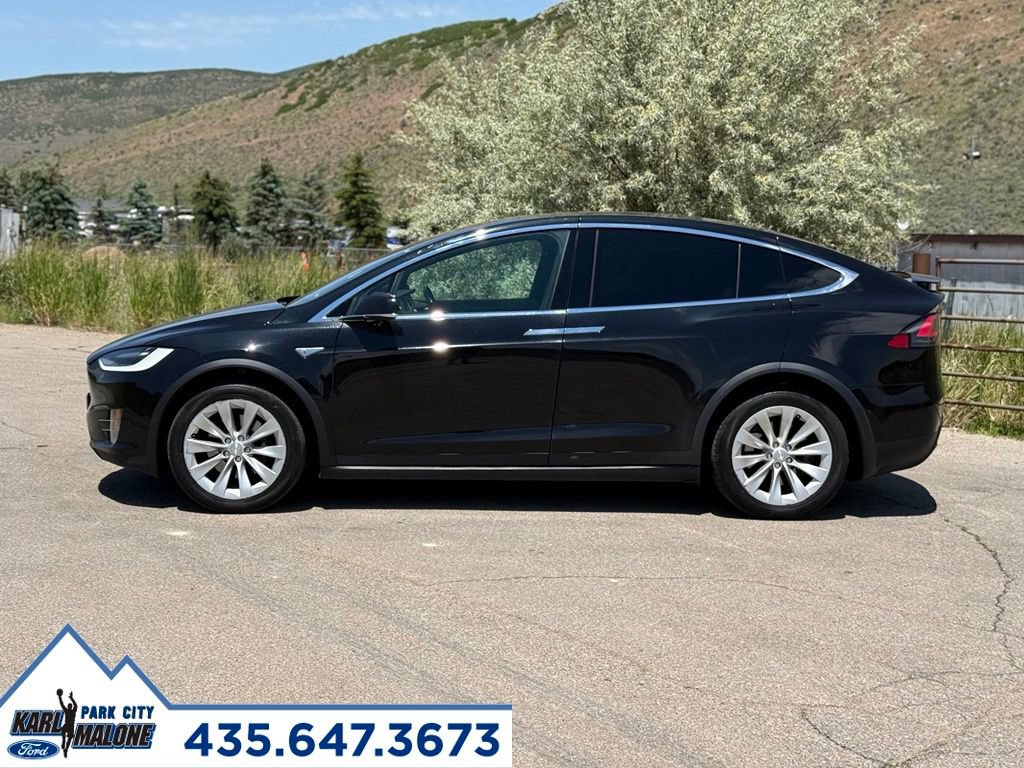Used 2016 Tesla Model X 90D AWD/4WD image 2