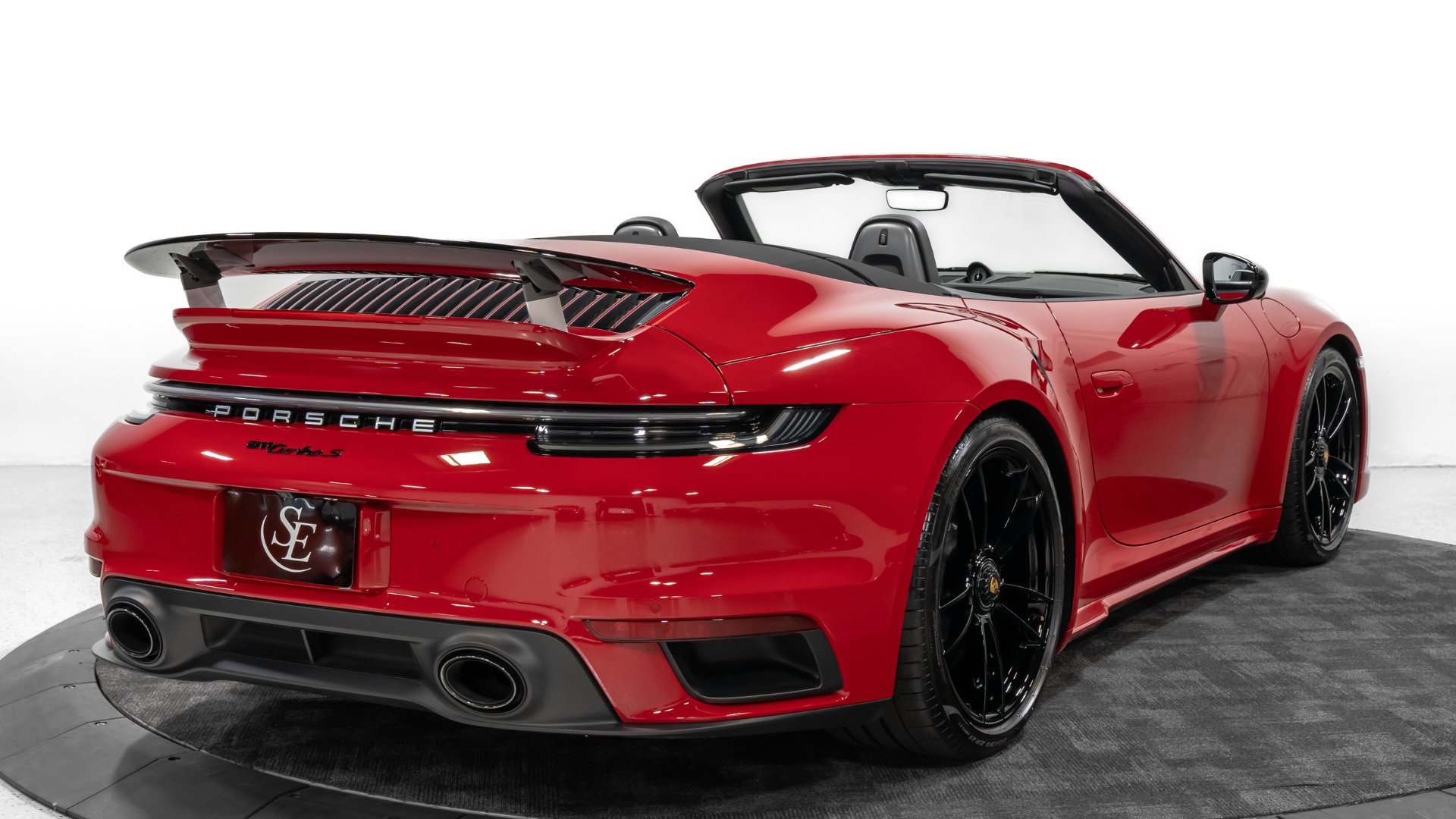Used 2021 Porsche 911 Turbo S image 8