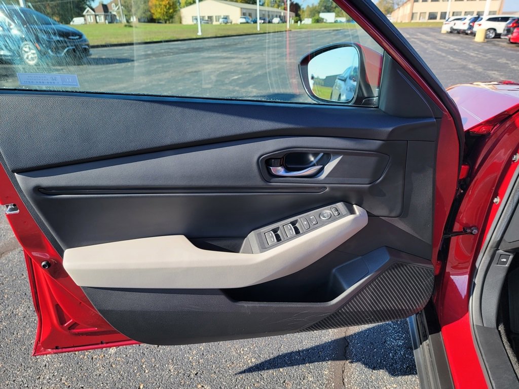 Certified 2024 Honda Accord EX image 19