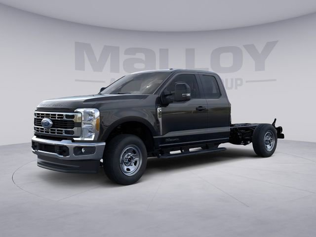 New 2026 Ford F350 XL w/ XL Chrome Package image 1