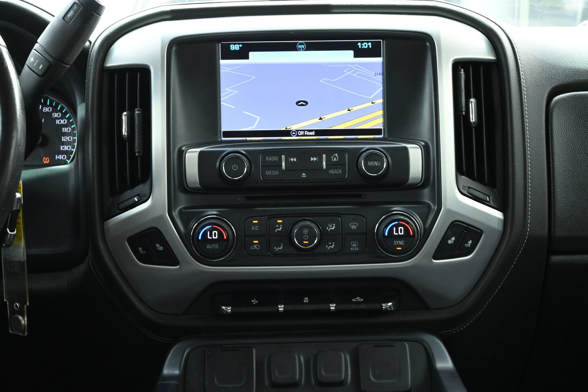 Used 2017 GMC Sierra 1500 SLT w/ SLT Premium Package AWD/4WD image 13