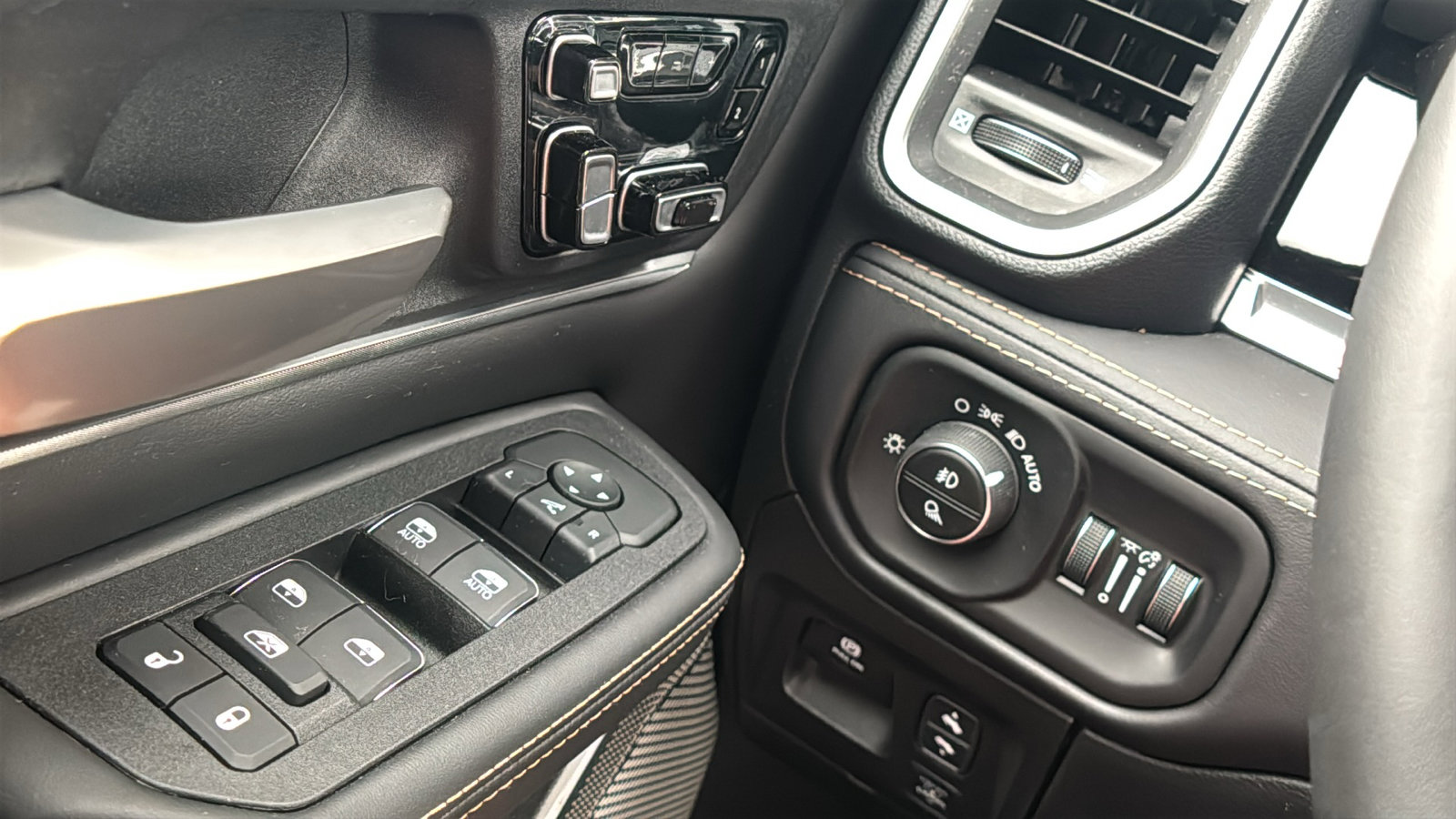 New 2026 RAM 1500 Tungsten w/ Bed Utility Group image 46