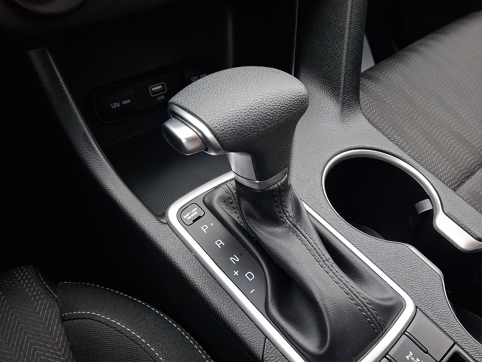 Used 2022 Kia Sportage LX image 15