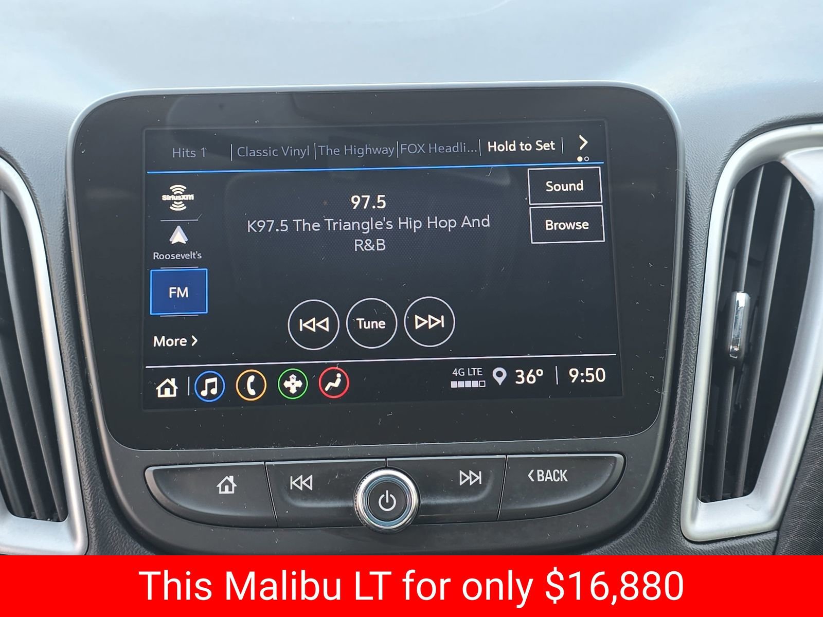 Used 2023 Chevrolet Malibu LT image 26