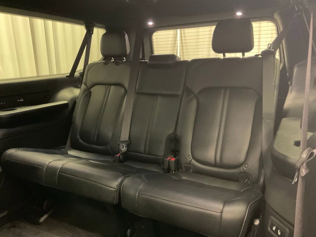 Used 2023 Jeep Wagoneer L Series III w/ Premium Group I image 39