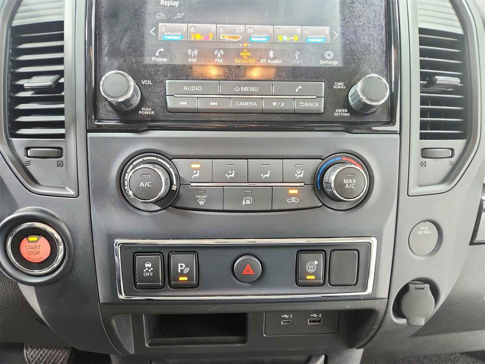 Used 2023 Nissan Titan SV w/ Accessory Utility Package image 26