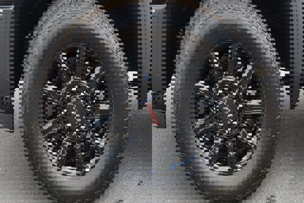 New 2026 GMC Sierra 2500 AT4 w/ AT4 Premium Plus Package image 25