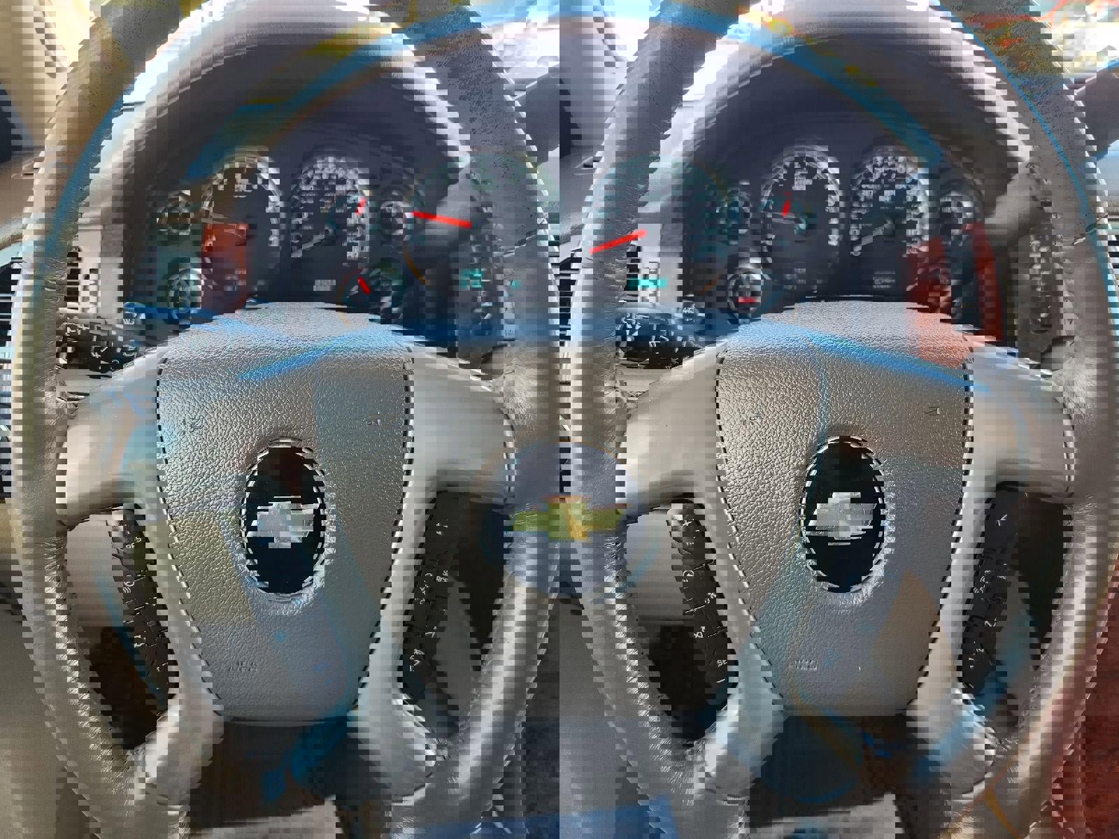 Used 2014 Chevrolet Suburban LTZ image 10