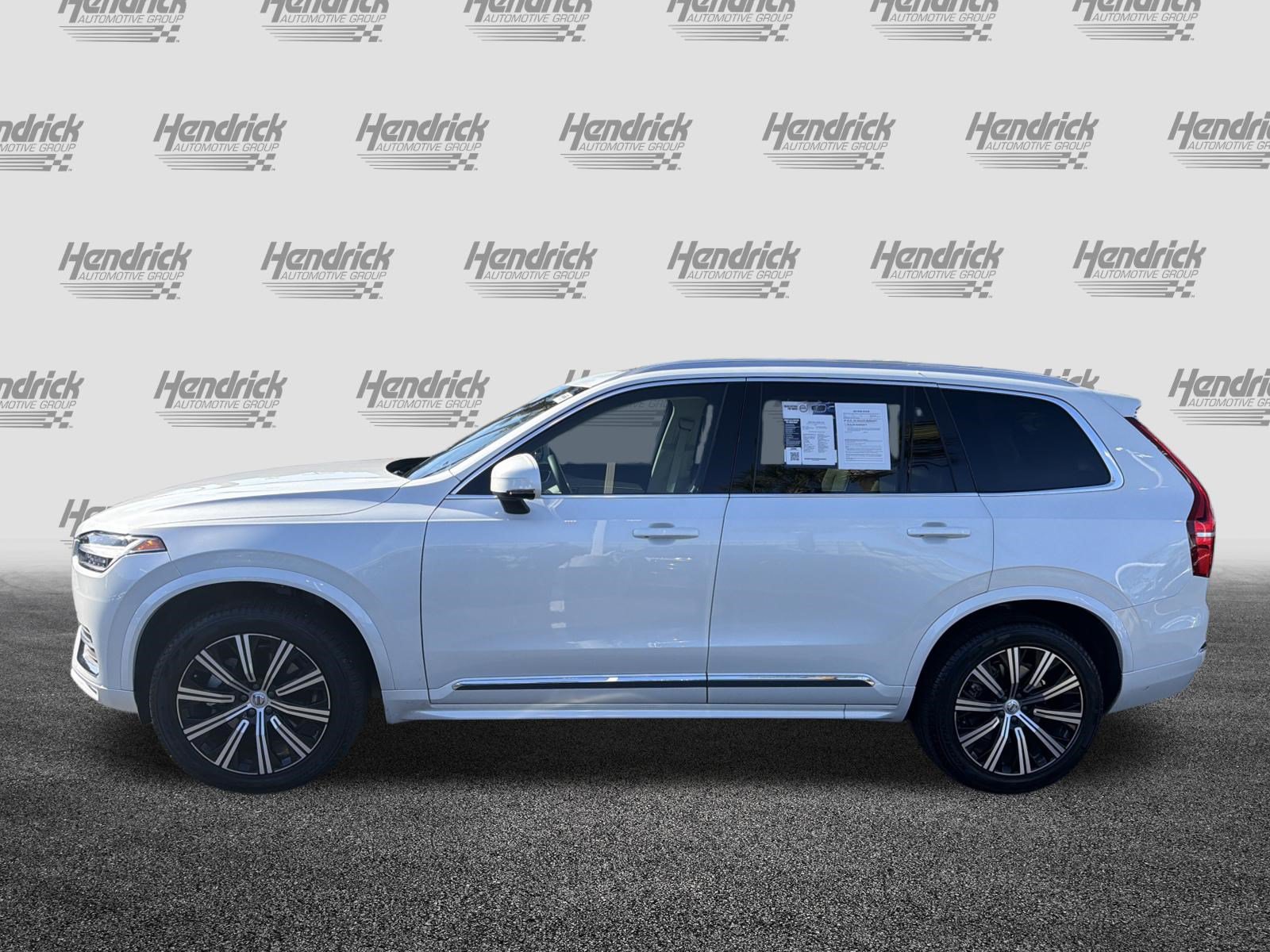 Certified 2025 Volvo XC90 B5 Core w/ Protection Package AWD/4WD image 7