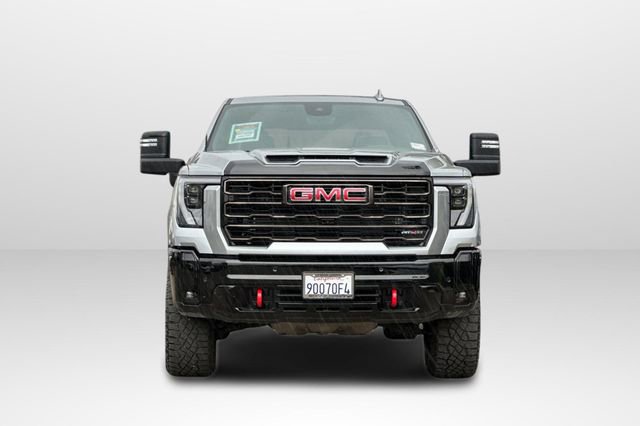 Used 2025 GMC Sierra 2500 AT4X image 10