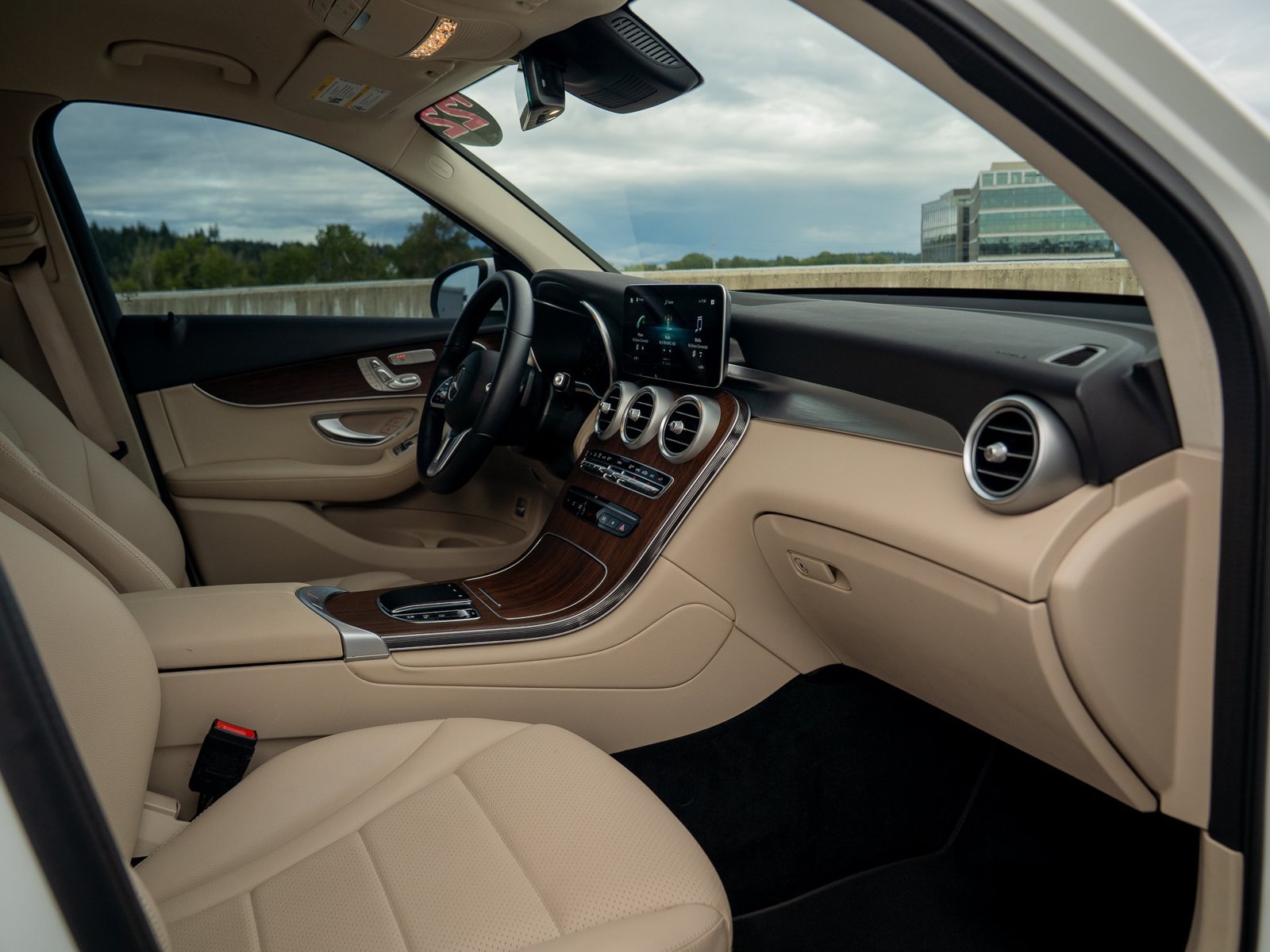 Certified 2022 Mercedes-Benz GLC 300 4MATIC image 27