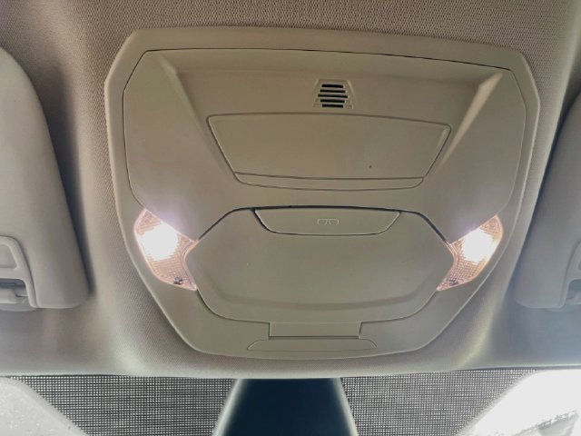Used 2018 Ford Escape Titanium w/ Ford Safe & Smart Package FWD image 20
