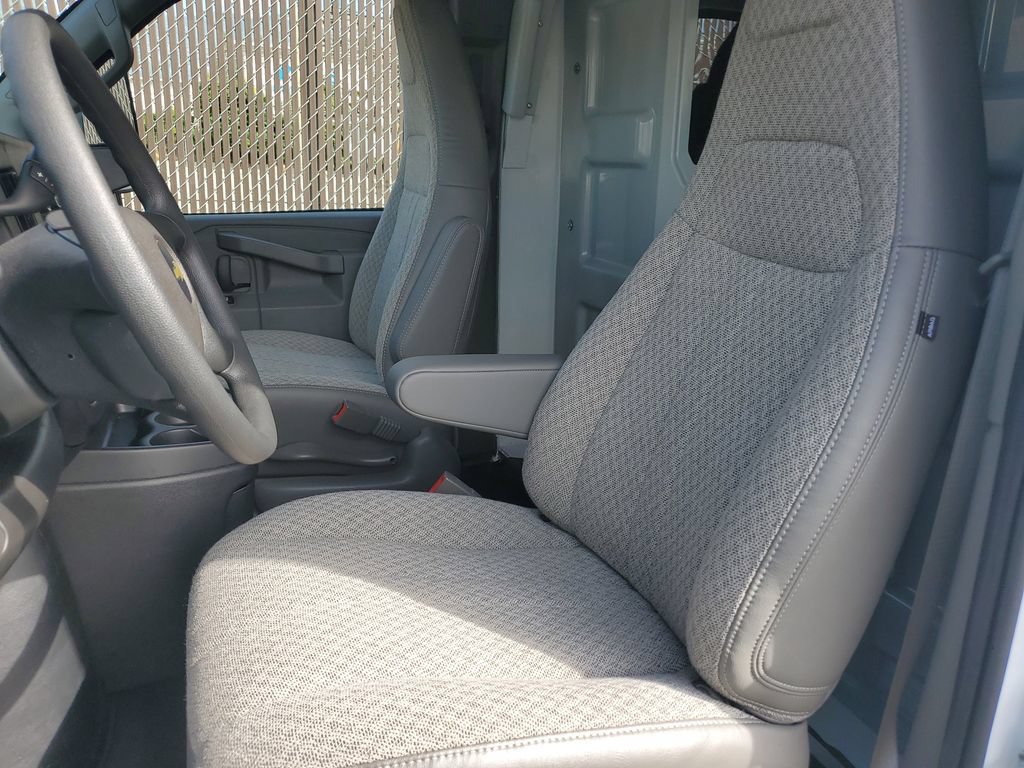 New 2025 Chevrolet Express 3500 w/ Power Convenience Package RWD image 17