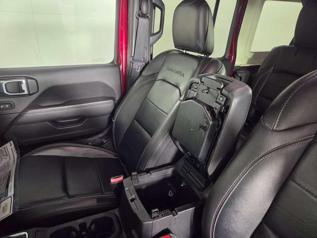 Used 2021 Jeep Wrangler Unlimited Sahara AWD/4WD image 20