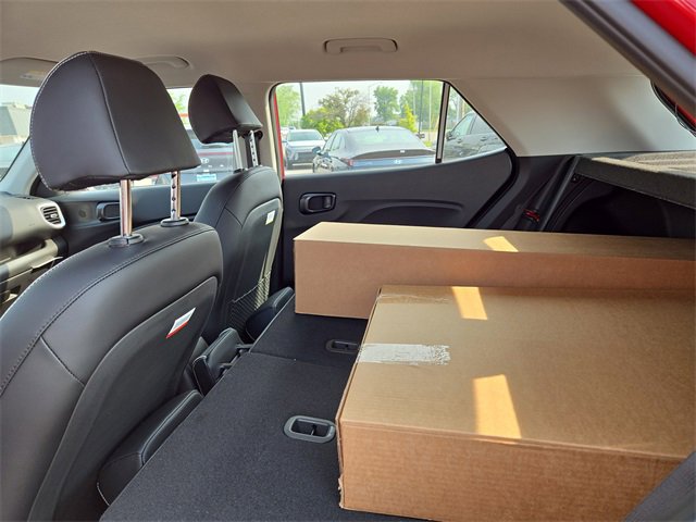 New 2025 Hyundai Venue Limited image 28