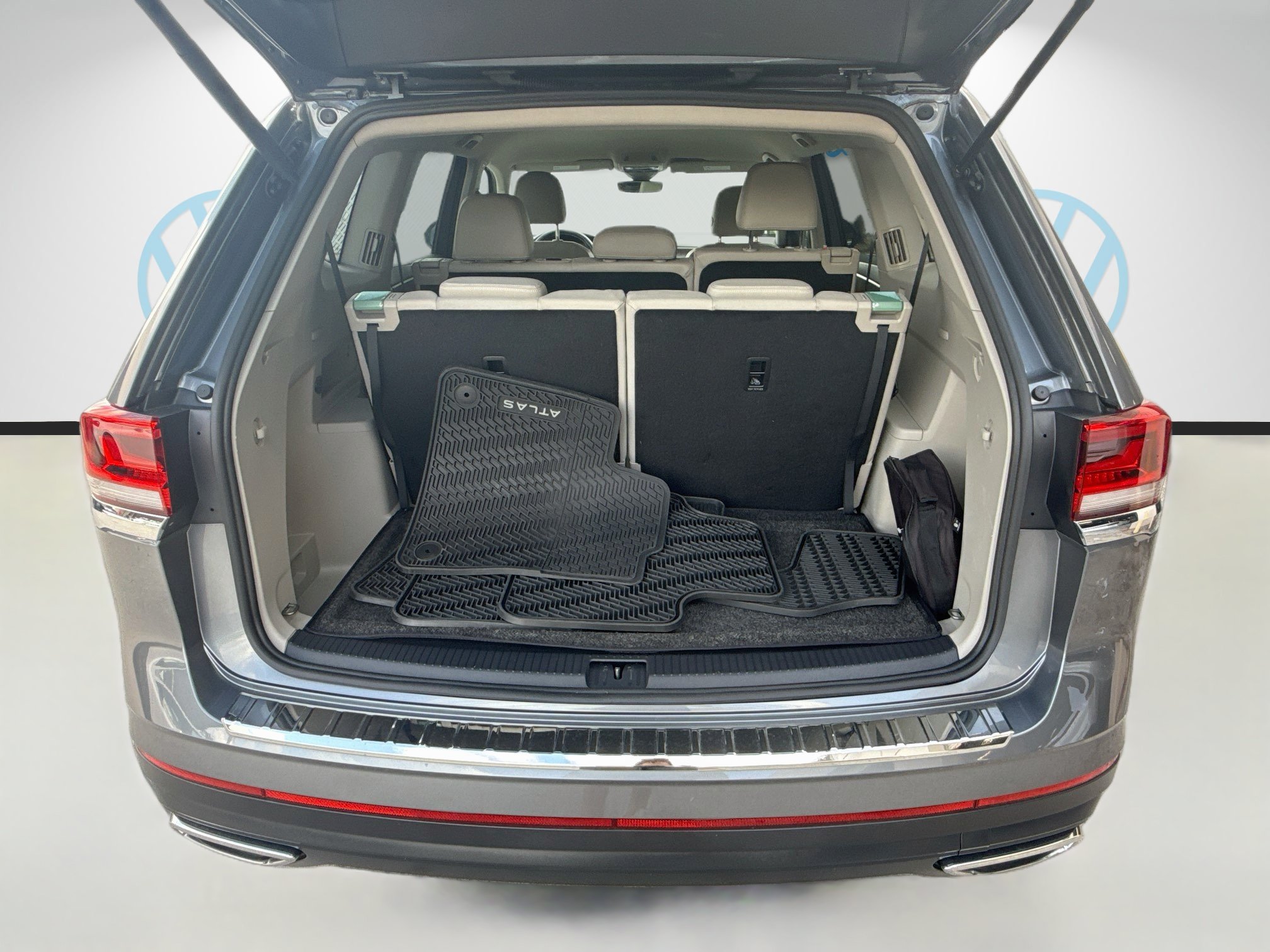 Used 2024 Volkswagen Atlas SE FWD image 26