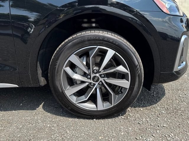 Certified 2023 Audi Q5 2.0T Premium Plus w/ Premium Plus Package AWD/4WD image 11