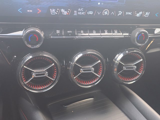 Certified 2024 Chevrolet Blazer EV RS AWD/4WD image 27