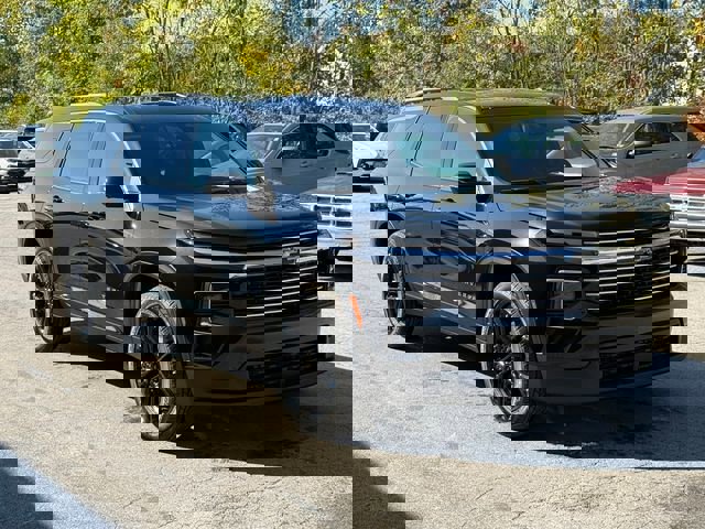 New 2026 Chevrolet Traverse LT w/ Driver Confidence Package image 3