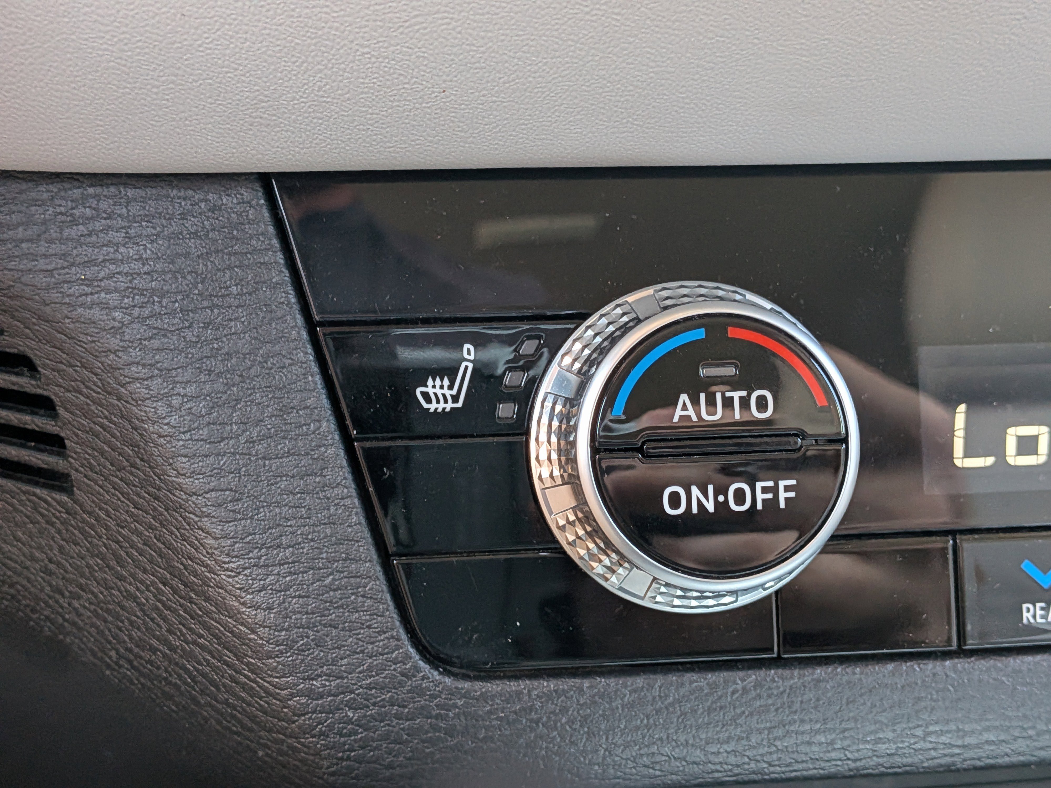 Used 2022 Mitsubishi Outlander SEL image 29