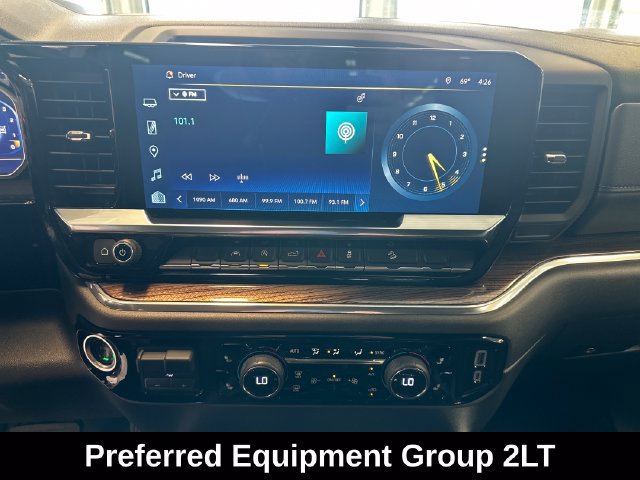 Used 2024 Chevrolet Silverado 1500 LT Trail Boss w/ Convenience Package II AWD/4WD image 3