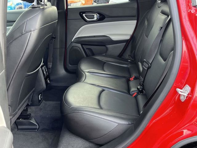 Used 2023 Jeep Compass Limited image 15