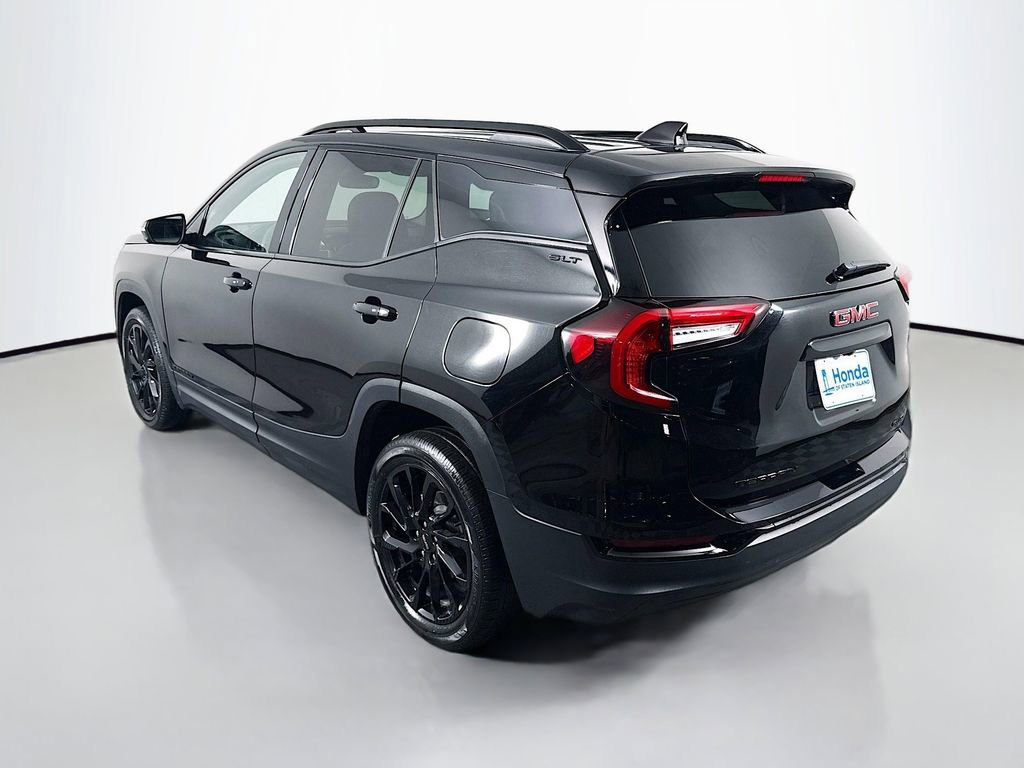 Used 2023 GMC Terrain SLT w/ Elevation Edition image 7
