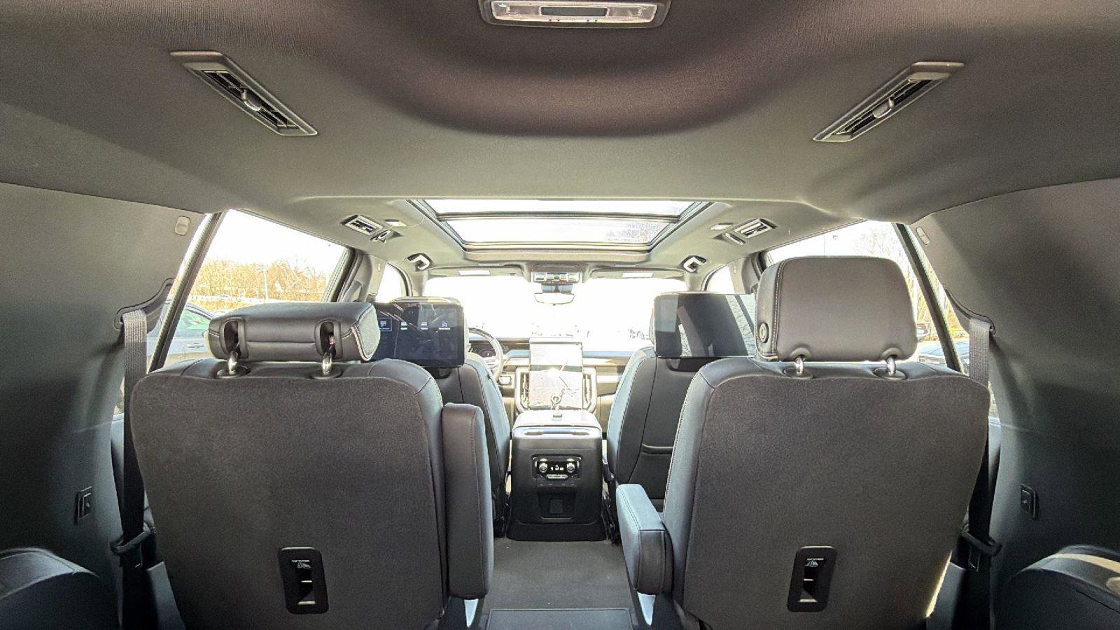 New 2026 GMC Yukon XL Elevation w/ Elevation Premium Package AWD/4WD image 42