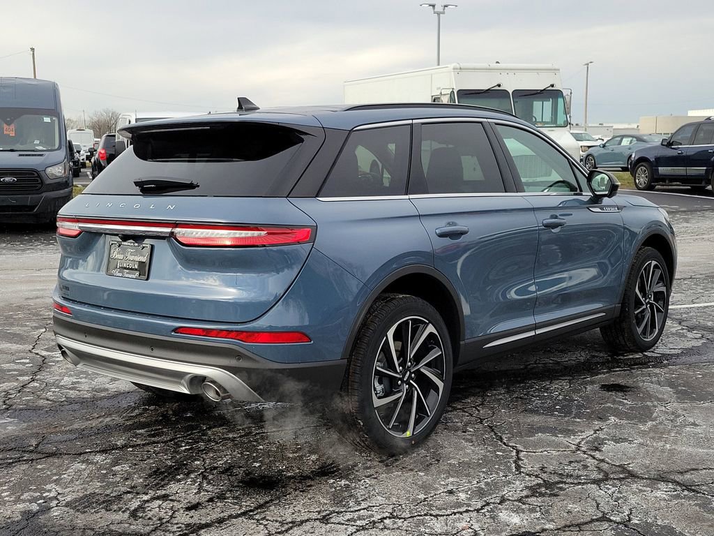 New 2026 Lincoln Corsair Reserve w/ Rear Removable Package Tray AWD/4WD image 4