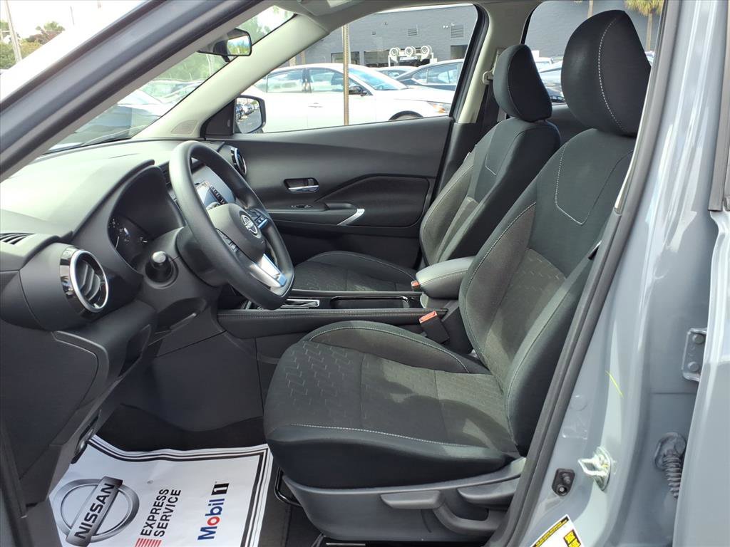 Certified 2024 Nissan Kicks SV image 15