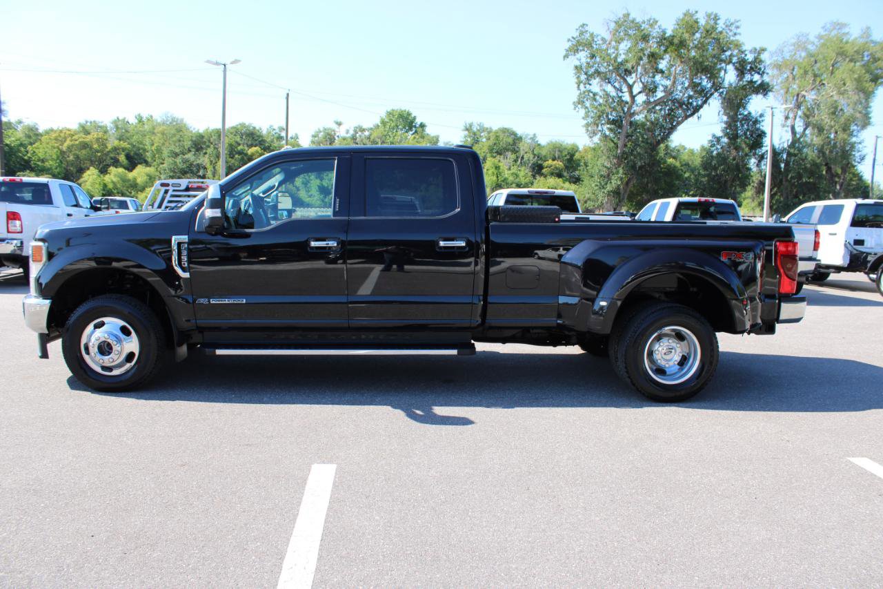 Used 2022 Ford F350 Lariat w/ Lariat Ultimate Package AWD/4WD image 3