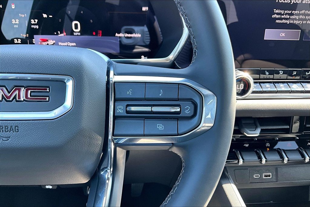 New 2026 GMC Canyon Elevation w/ Convenience Package RWD image 24