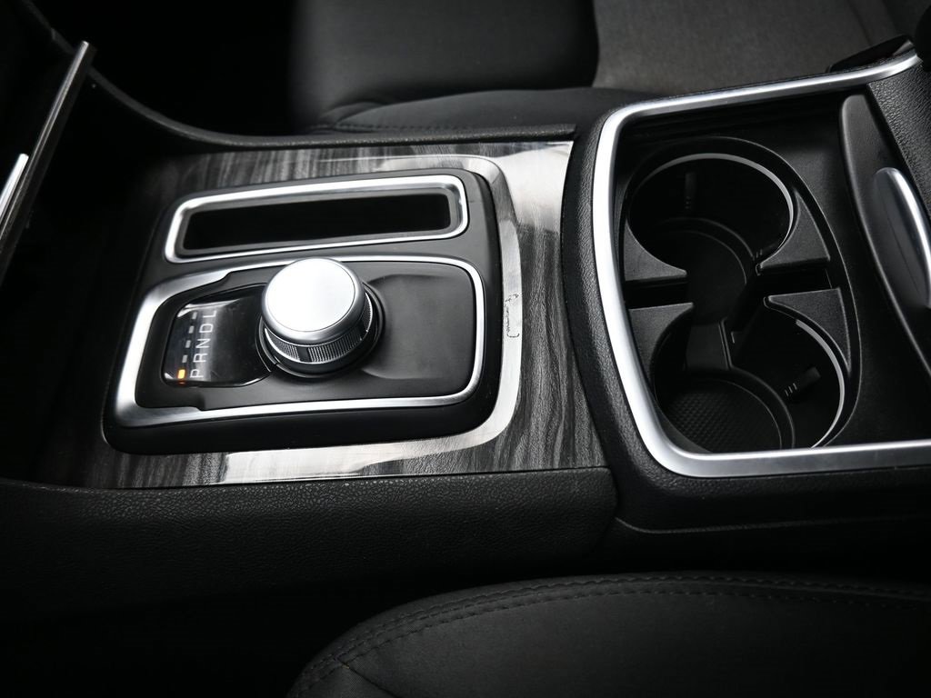 Used 2019 Chrysler 300 Touring w/ Sport Appearance Package image 23