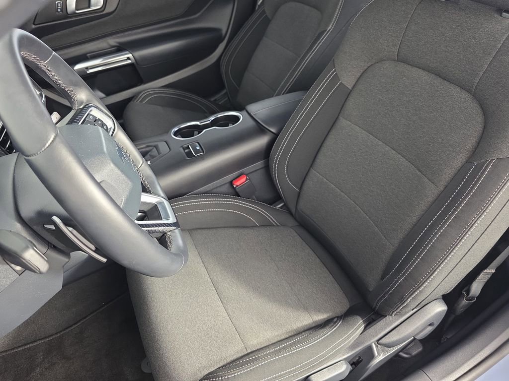 Used 2025 Ford Mustang GT image 12