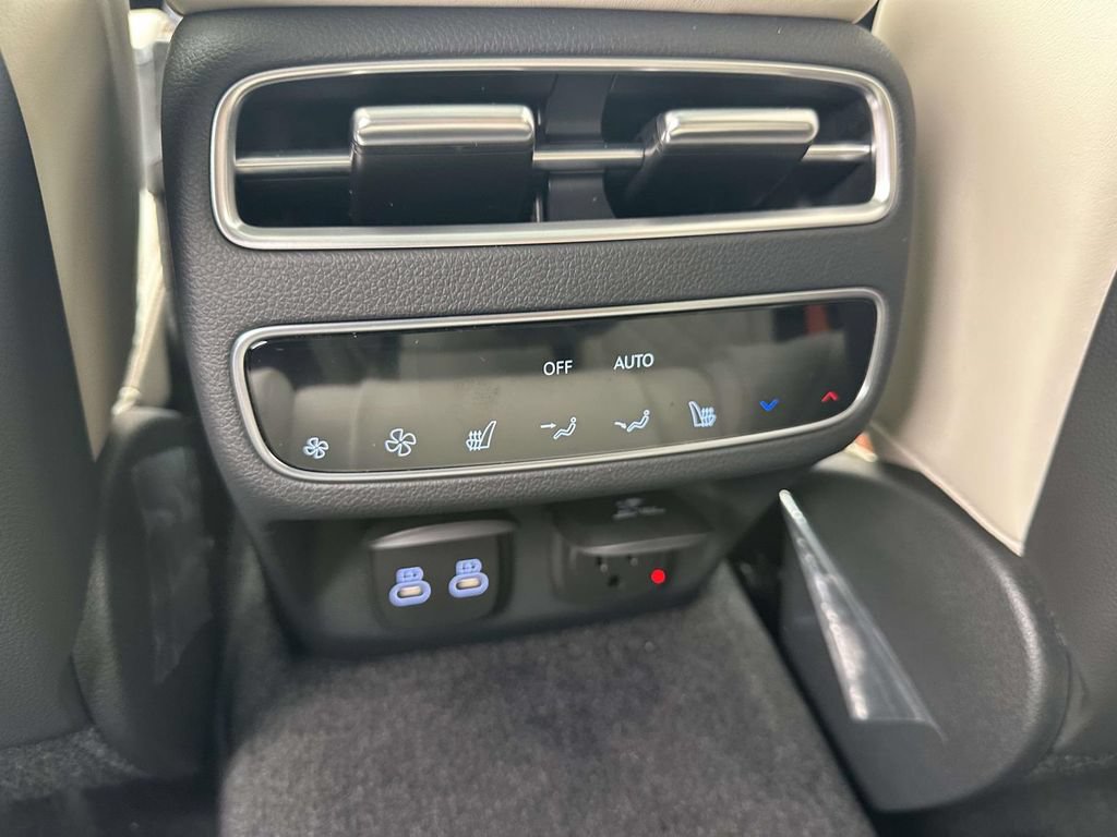 New 2026 Genesis GV70 3.5T Sport Prestige AWD/4WD image 11