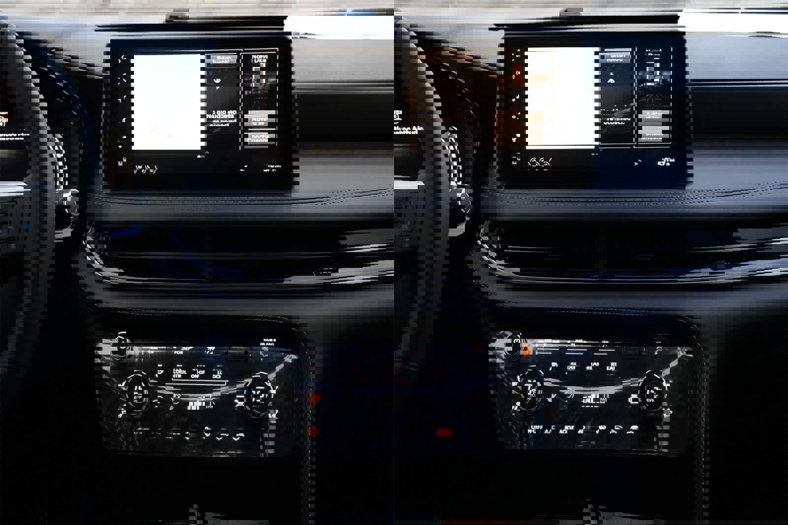 New 2026 INFINITI QX60 Luxe image 13