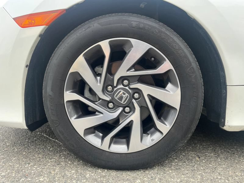 Used 2018 Honda Civic EX image 28