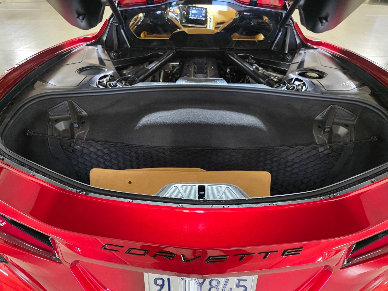 Used 2023 Chevrolet Corvette Stingray Premium Cpe w/ Z51 Performance Package RWD image 19