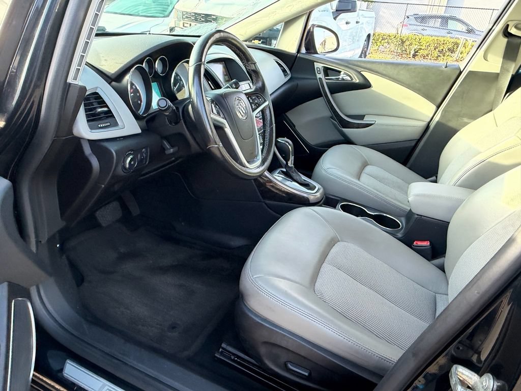 Used 2014 Buick Verano Convenience FWD image 11