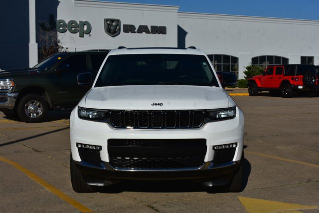 Used 2021 Jeep Grand Cherokee L Limited image 2