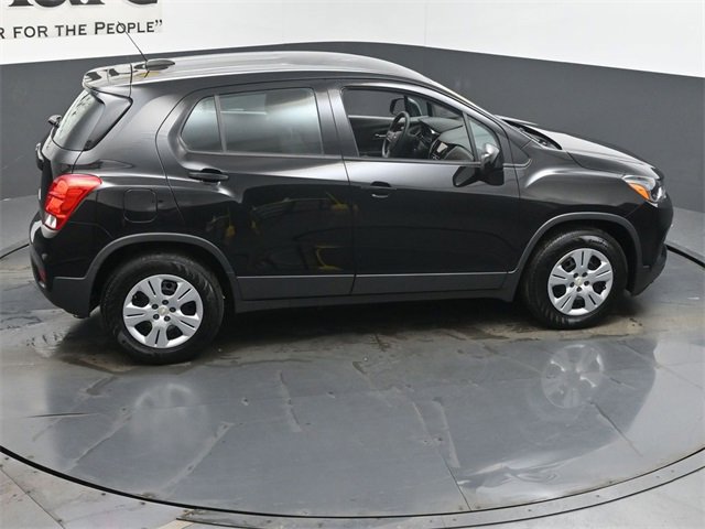 Used 2019 Chevrolet Trax LS image 38