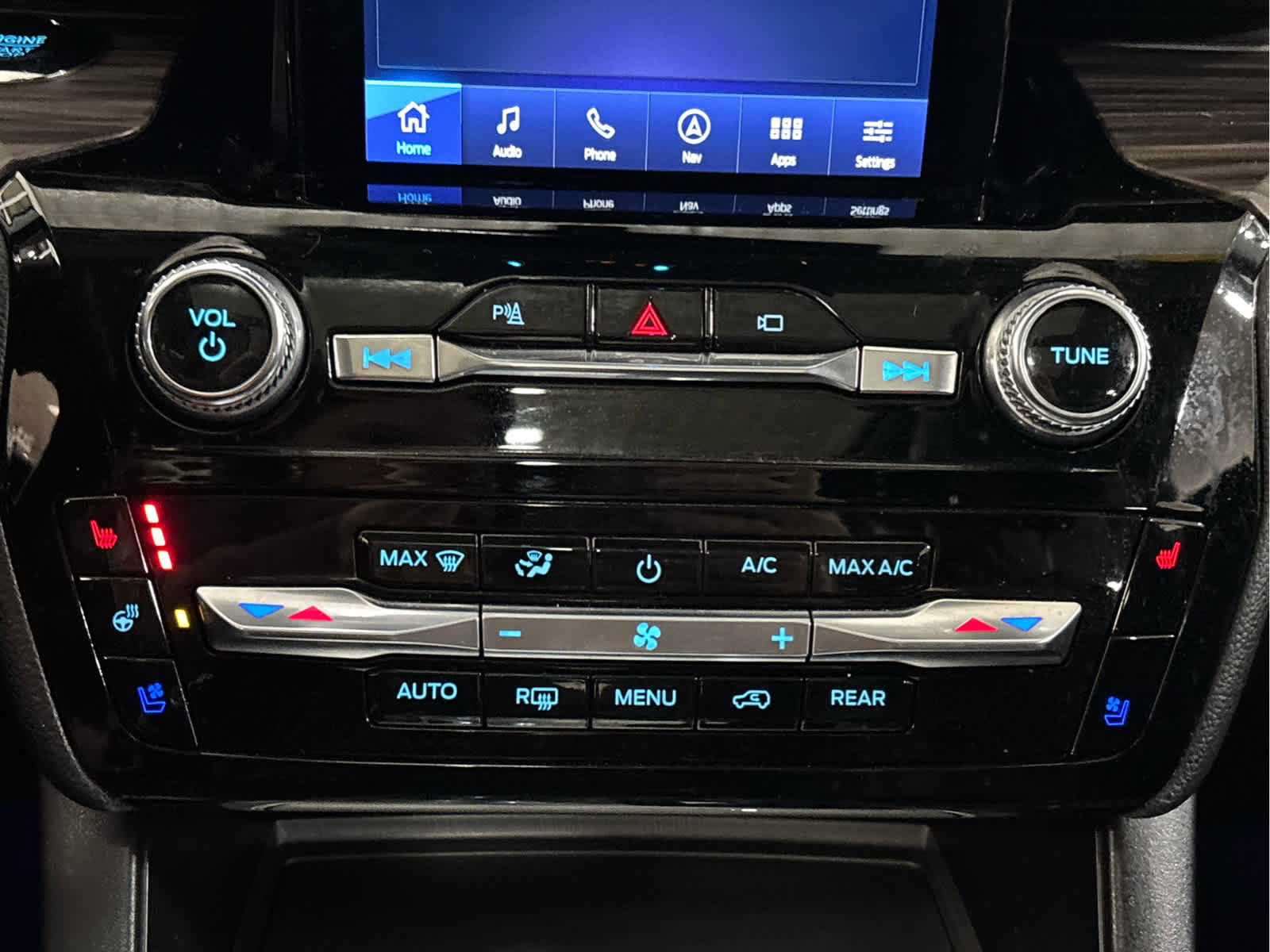 Used 2022 Ford Explorer Limited w/ Limited Technology Package image 14