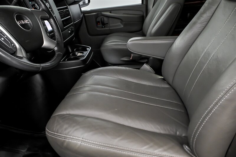 Used 2014 GMC Savana 1500 RWD image 16