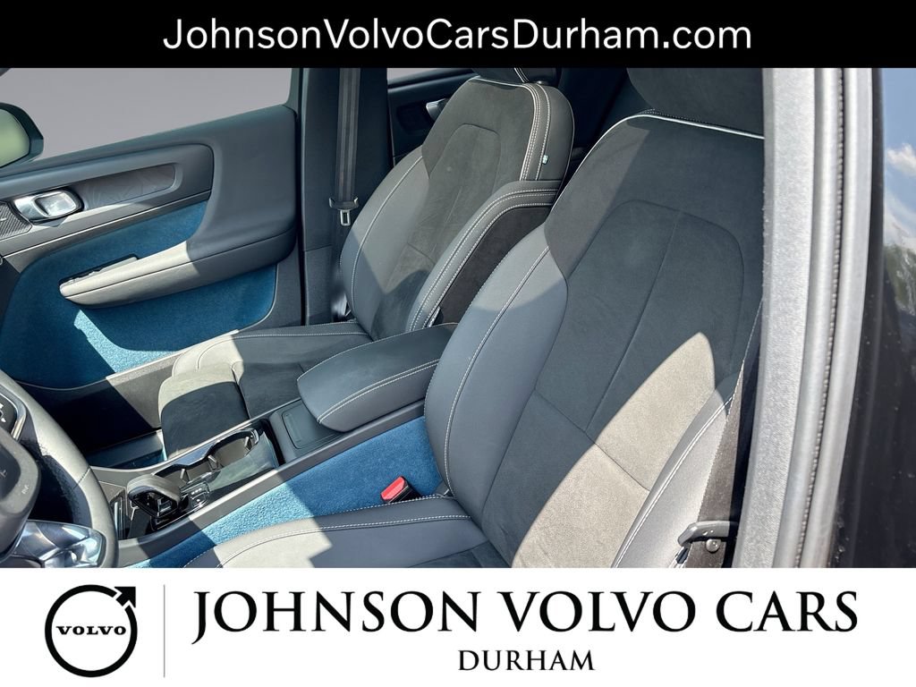 Used 2023 Volvo C40 P8 Recharge Ultimate AWD/4WD image 13
