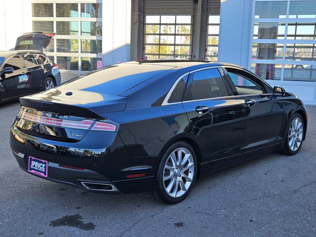 Used 2016 Lincoln MKZ w/ Technology Package image 5
